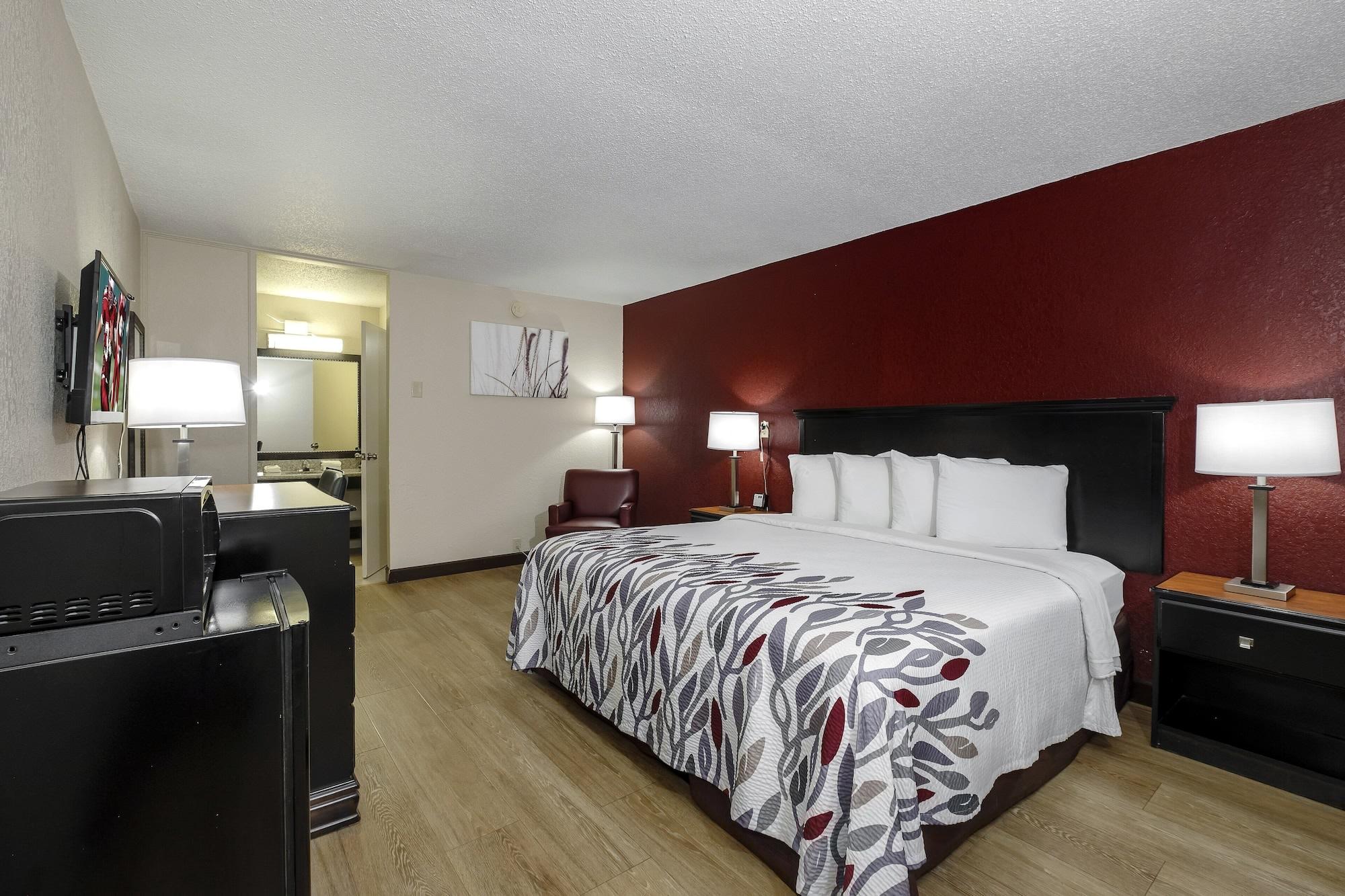 Red Roof Inn Hot Springs Exterior photo