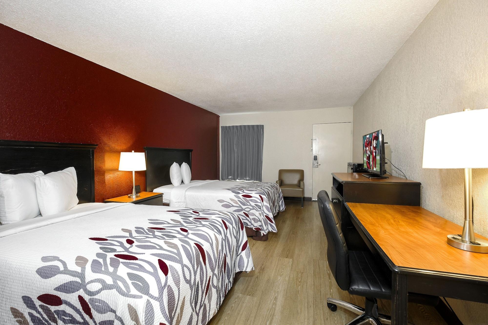 Red Roof Inn Hot Springs Exterior photo